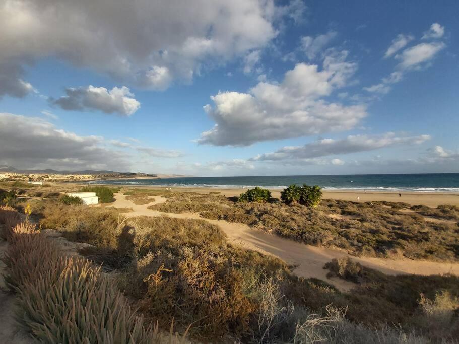 Appartamento Bouganville Con Terrazza E Piscina Corralejo Buitenkant foto